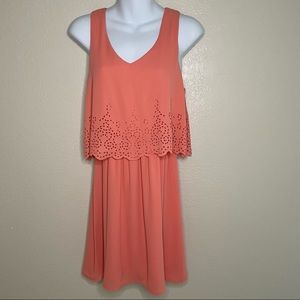 Everly coral v-neck sleeveless dress size S